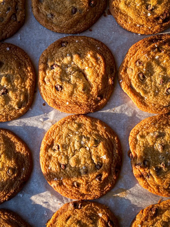 Salted Tahini Oatmeal Chocolate Chip Cookies